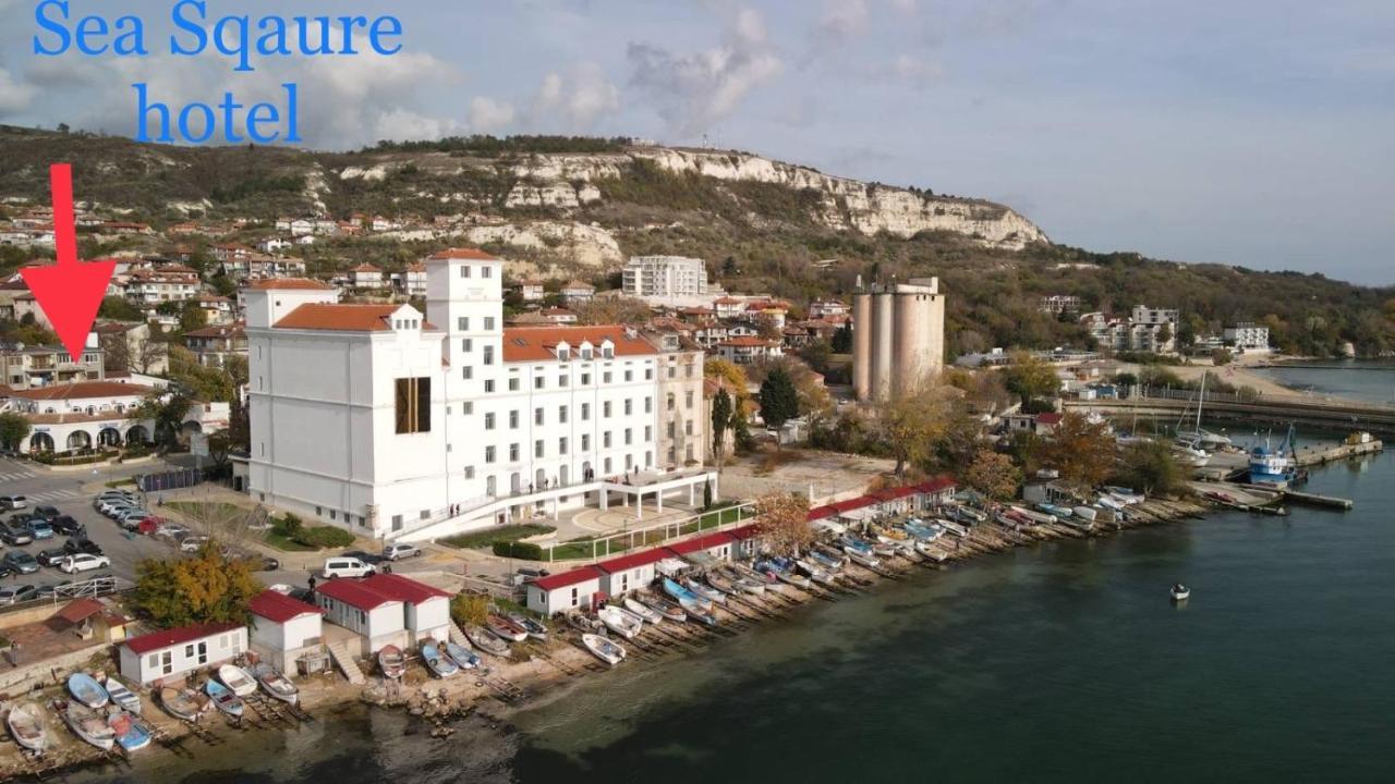 Sea Square Hotel Balchik Exterior foto